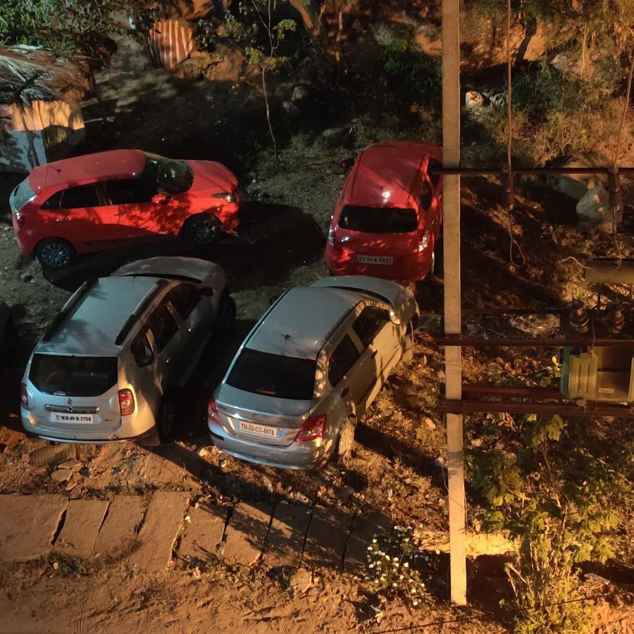 Akash Homestay Хампи Екстериор снимка