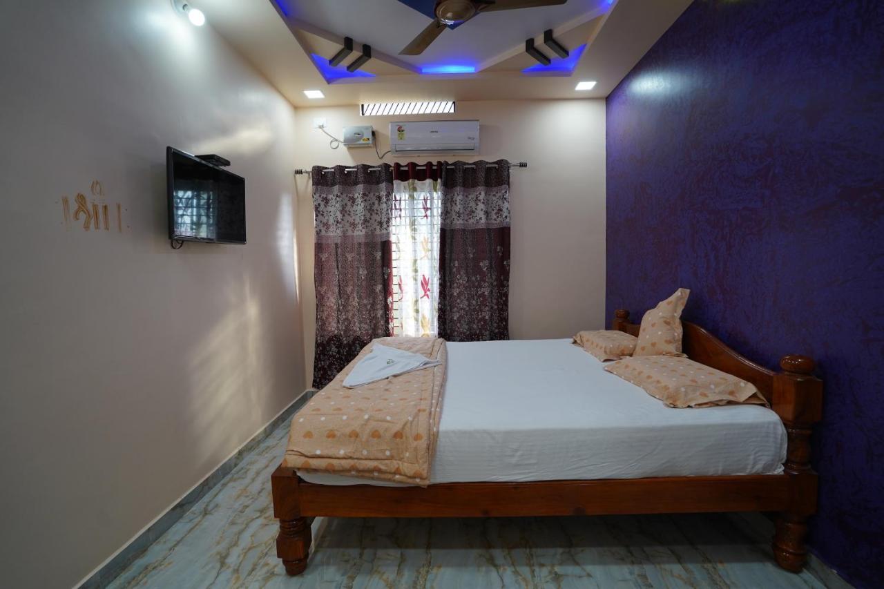 Akash Homestay Хампи Екстериор снимка